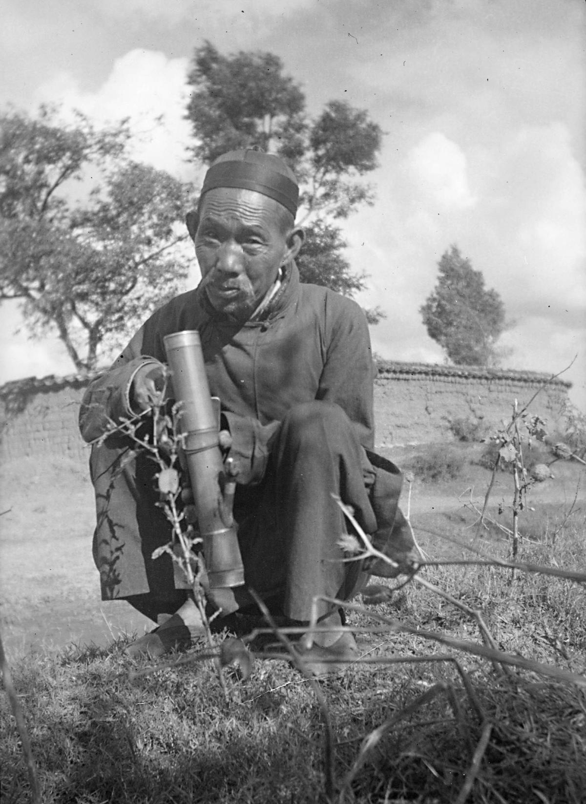 日军日记:*安妇慰**不服从管教,我很愤怒,用*刀刺**插入她的*体下**