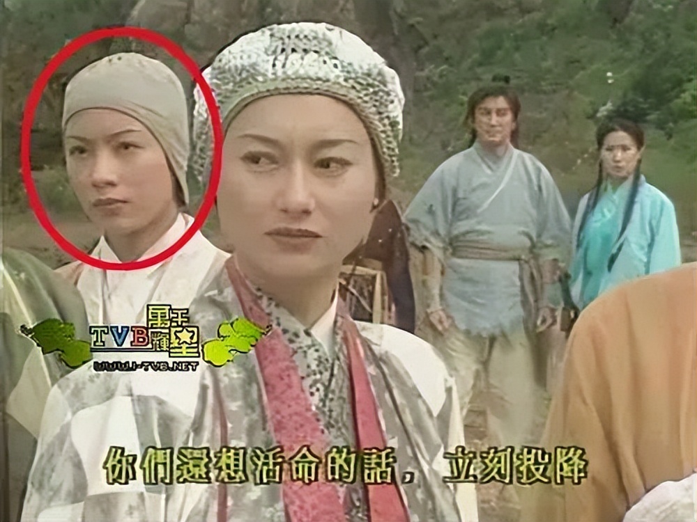 当红女星陪嫁千万、倒贴软饭男，高龄二胎全网唏嘘：她赌赢了吗？