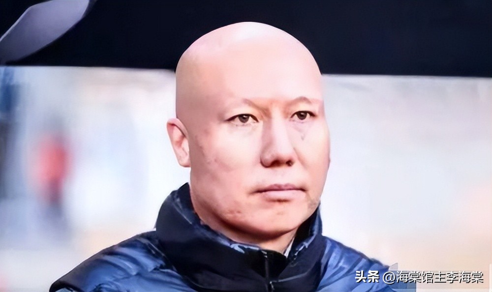 CBA中职篮六大唯美帅气秃头明星网友评出马布里排在第一位。