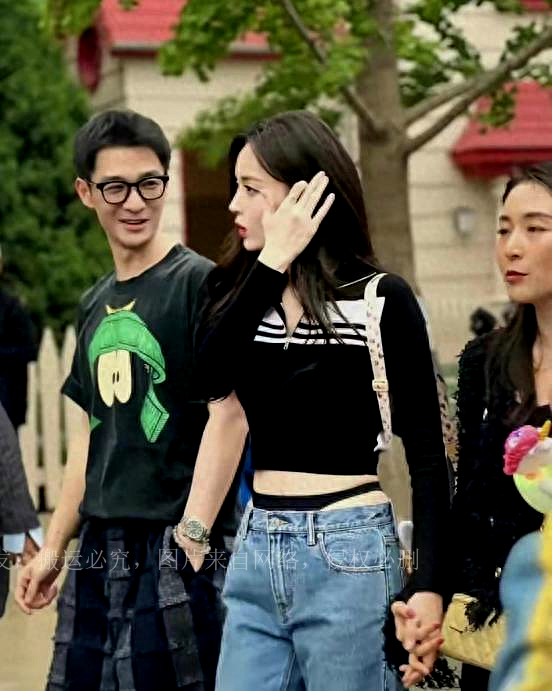 丁字裤搭配长裤，你会这么穿吗