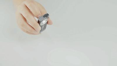 一个打火机大小的手电筒,打火机火力大能当手电筒