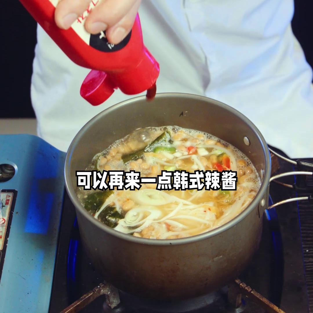 韩国黑暗料理，臭脚味的清国酱！@DOU+小助手