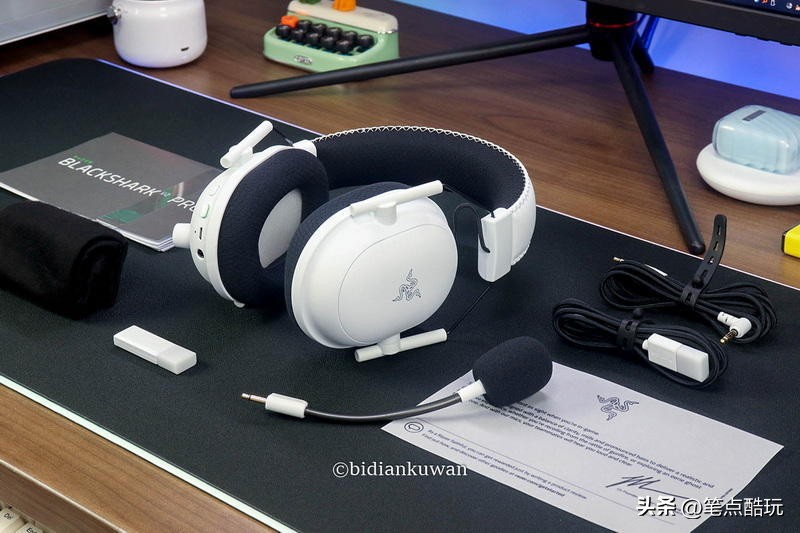 轻盔白甲，闻声激战，雷蛇旋风黑鲨V2专业版无线头戴式耳机体验