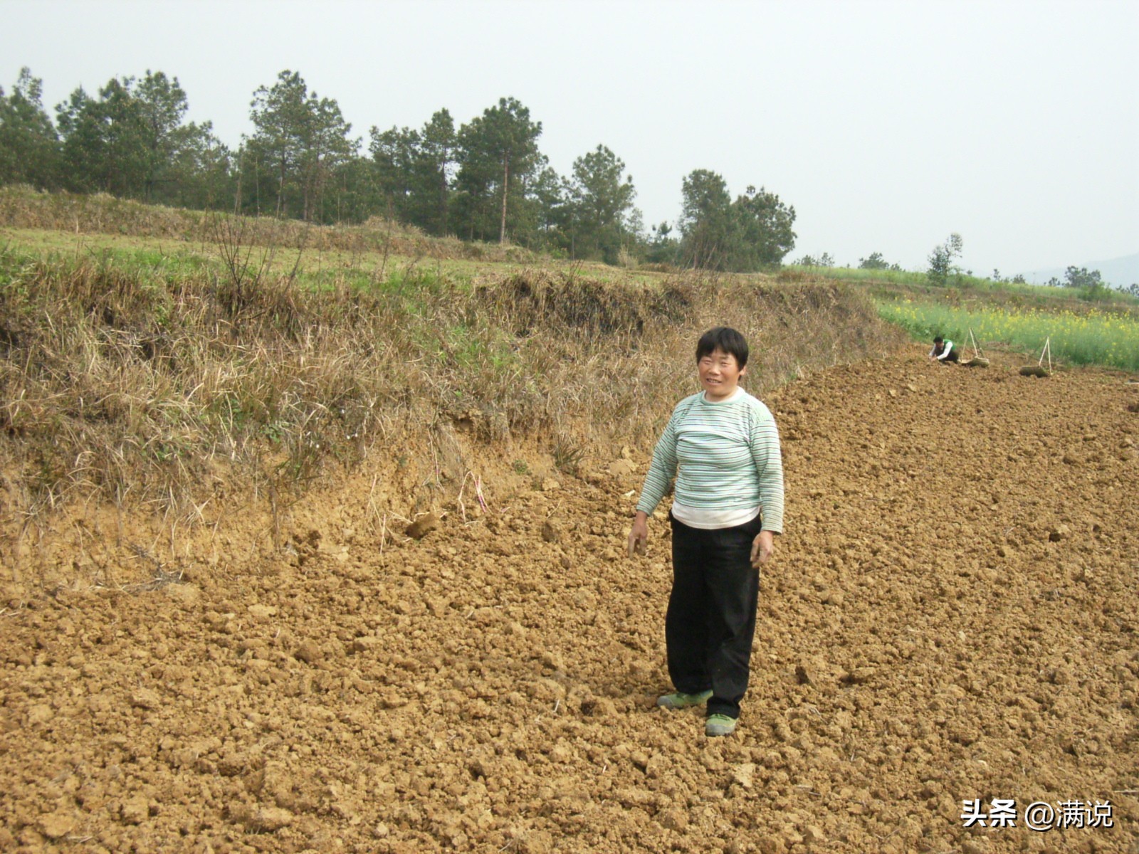 嘉陵江边7位农民一夜挖出黄金1斤2两，惊动了公安局