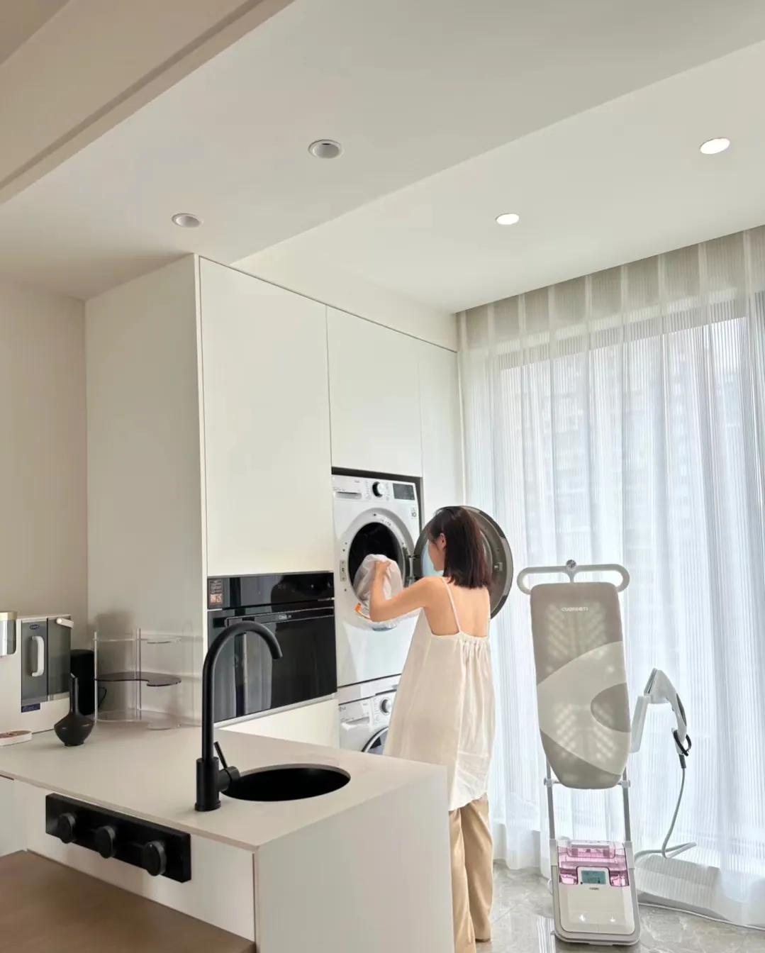 138骞宠璁′笉淇楁皵,缇庡コ鏅掕嚜瀹剁殑璞畢瑁呬慨