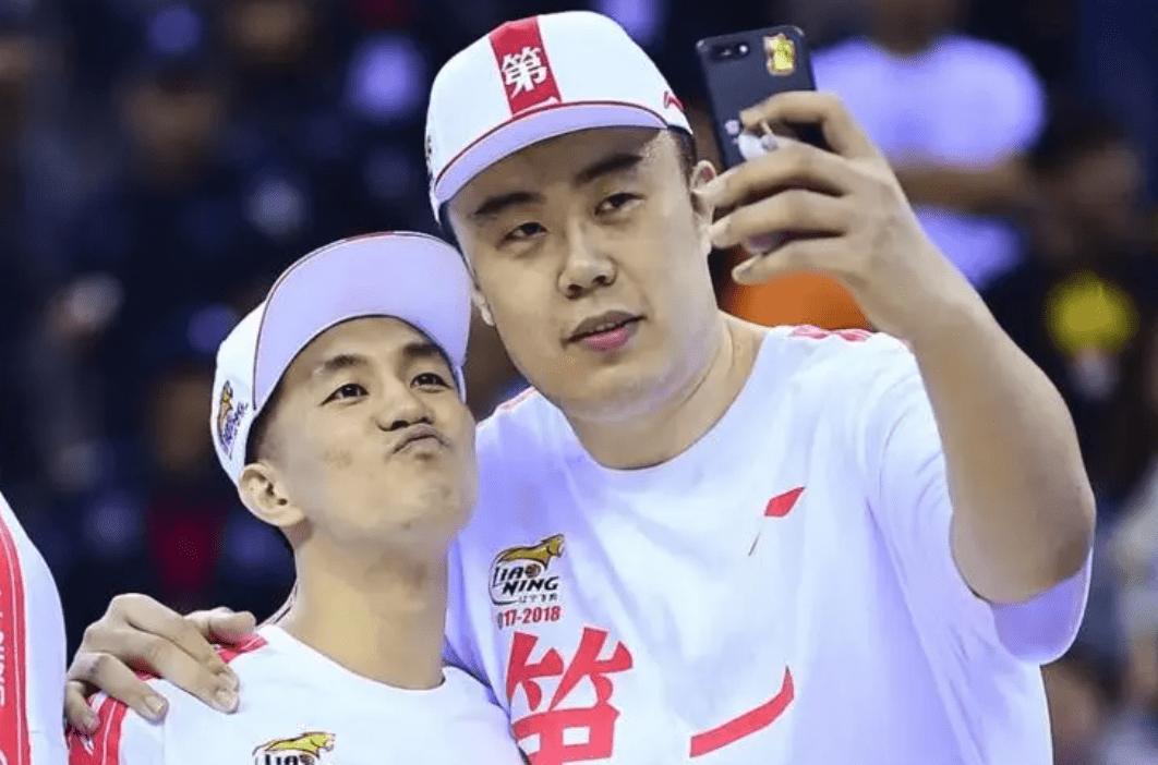 姚明cba各项数据纪录,cba总决赛姚明51分21篮板