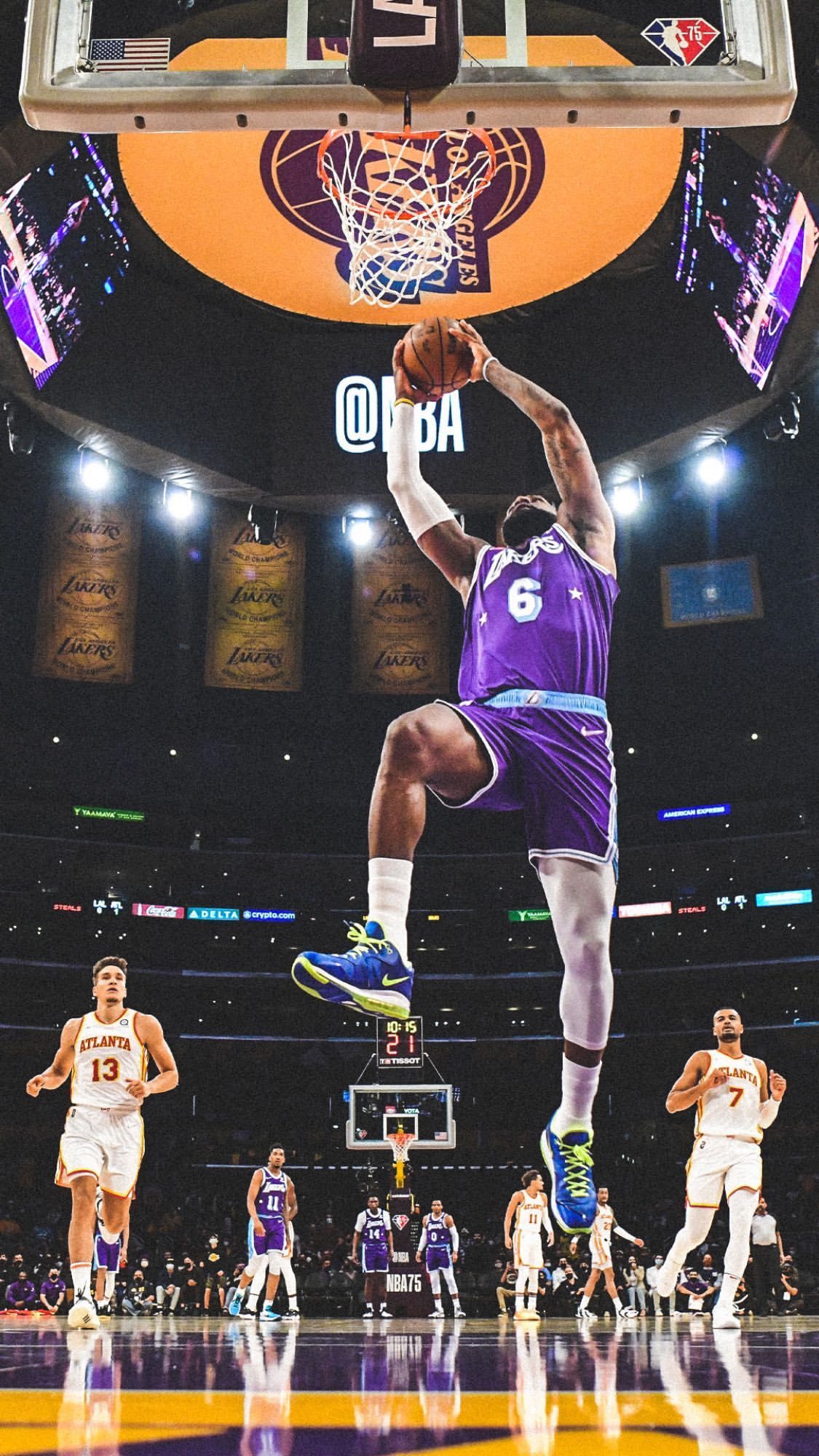 詹姆斯连续17个赛季场均超25分,詹姆斯生涯总得分超4万分