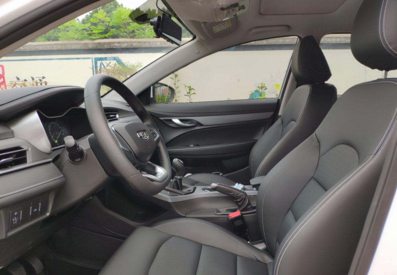 吉利帝豪8.8,吉利帝豪8万