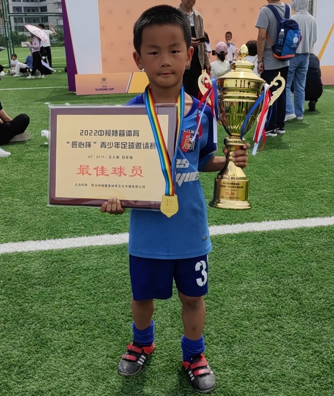 点赞获得冠军,点赞得冠军