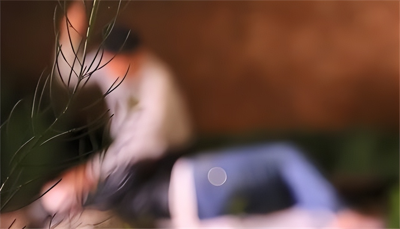 古井惊现诡异女尸女子命运坎坷,民间诡异故事河北无头女尸