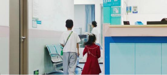 小孩中耳炎导致听力下降70怎么办,耳朵有火中耳炎怎么恢复听力