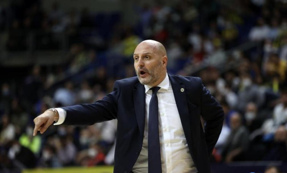 欧洲冠军大帅若取代杜锋，将直面4大难题，一场没打就接烫手山芋