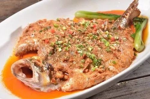 特色绝味鲈鱼做法,七星鲈鱼最正宗的做法