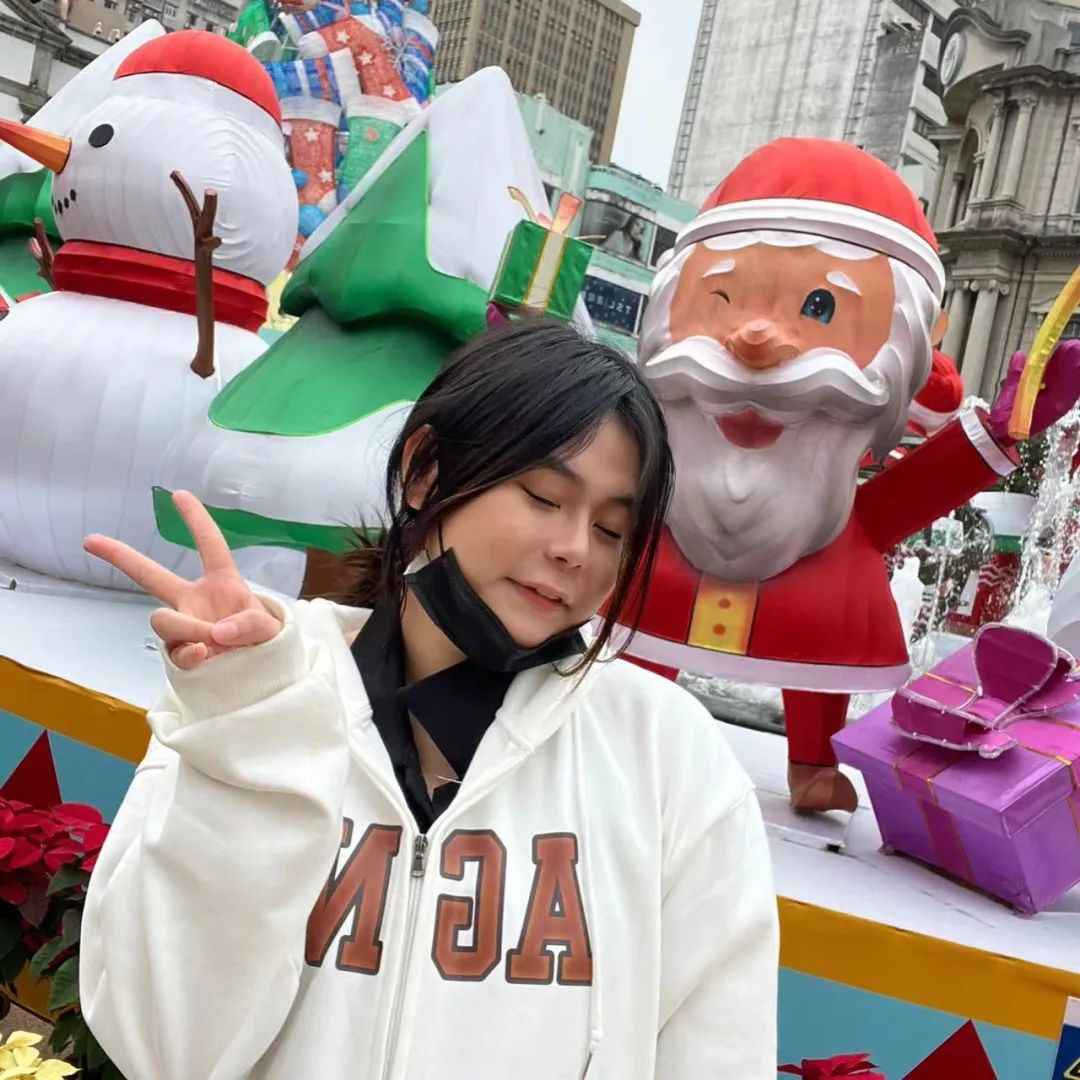 一边逐梦音乐一边开公司的高中生：创业两年，我重新认识了教育回报率......