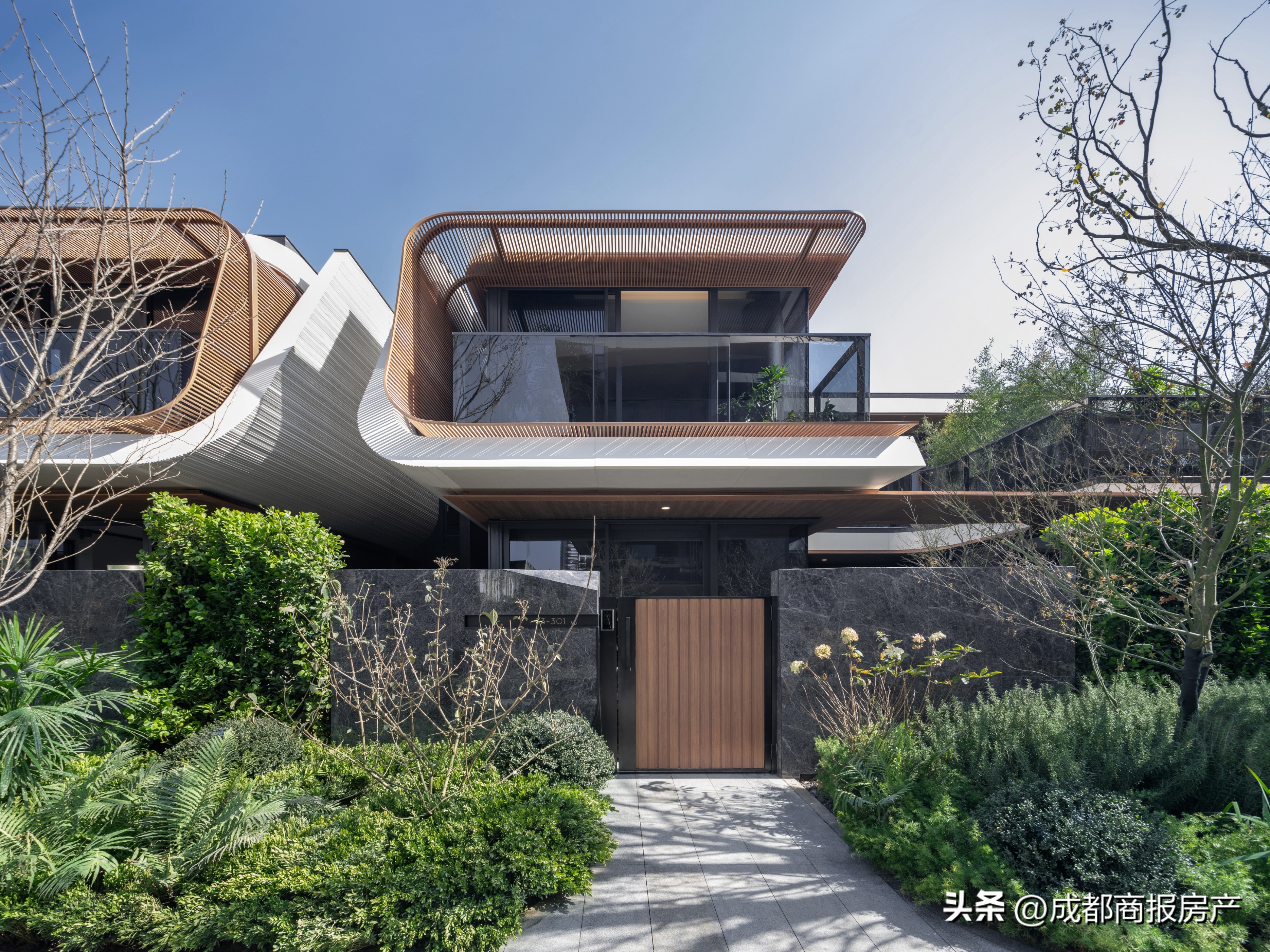 引领墅居迭代新潮向，“塔希提”实景样板岛即将开放