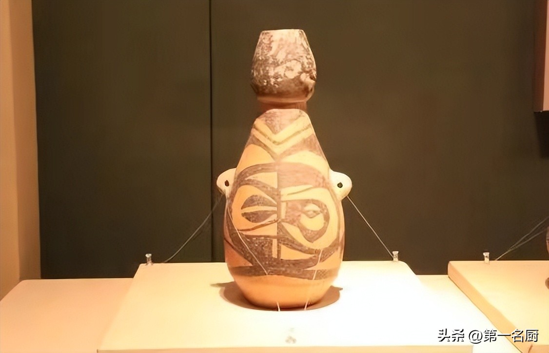 青岛啤酒和张裕哪个好喝,张裕葡萄酒是青岛的吗