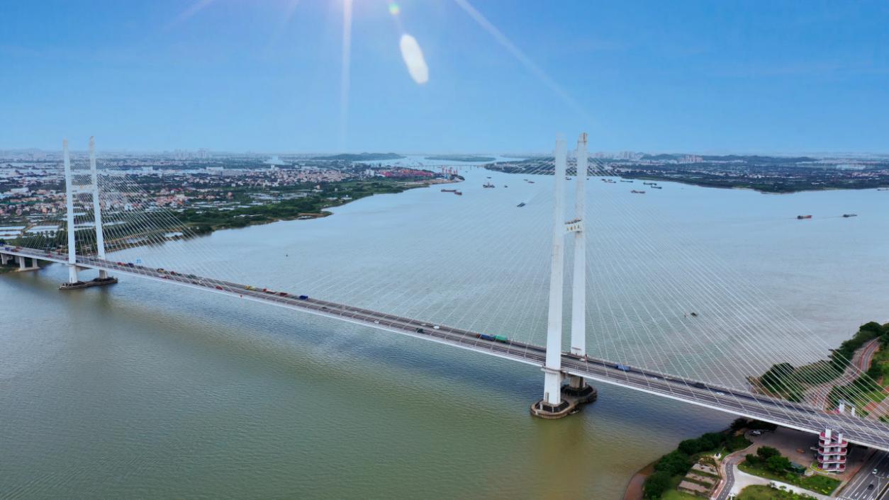 中国跨海跨江跨河桥梁世界第一,中国建的高难度桥梁