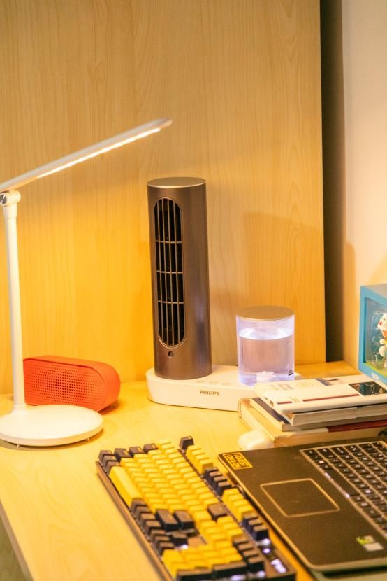 夏天降温神器随身携带空气加湿器,电风扇加湿器家里专用