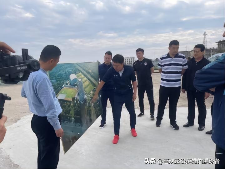 曾经的追风少年曲波,曲波重回青岛