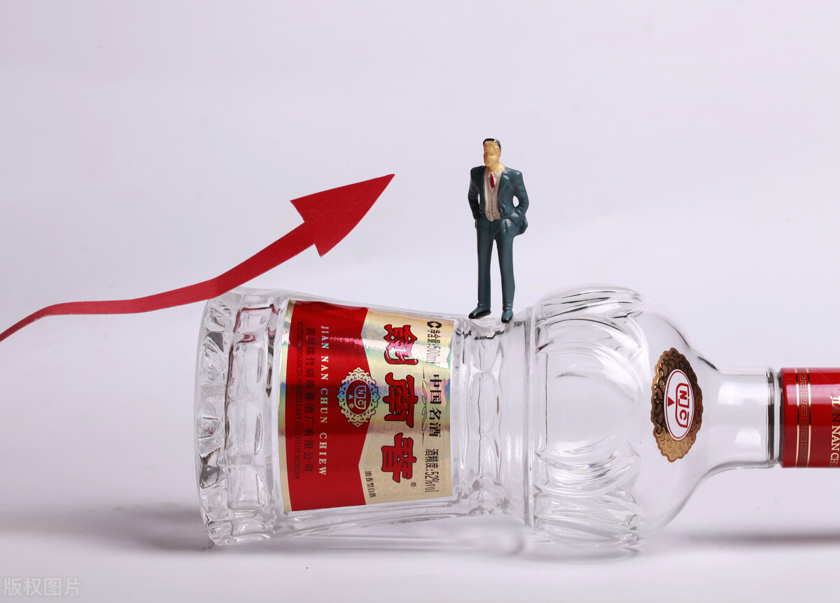 榜单：中国十大名酒，对酒当歌，人生几何。譬如朝露，去日苦多