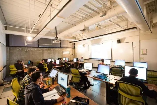 iOFFER|运动型男高交互作品核心揭秘！ACCD老牌藤校无力抵抗！