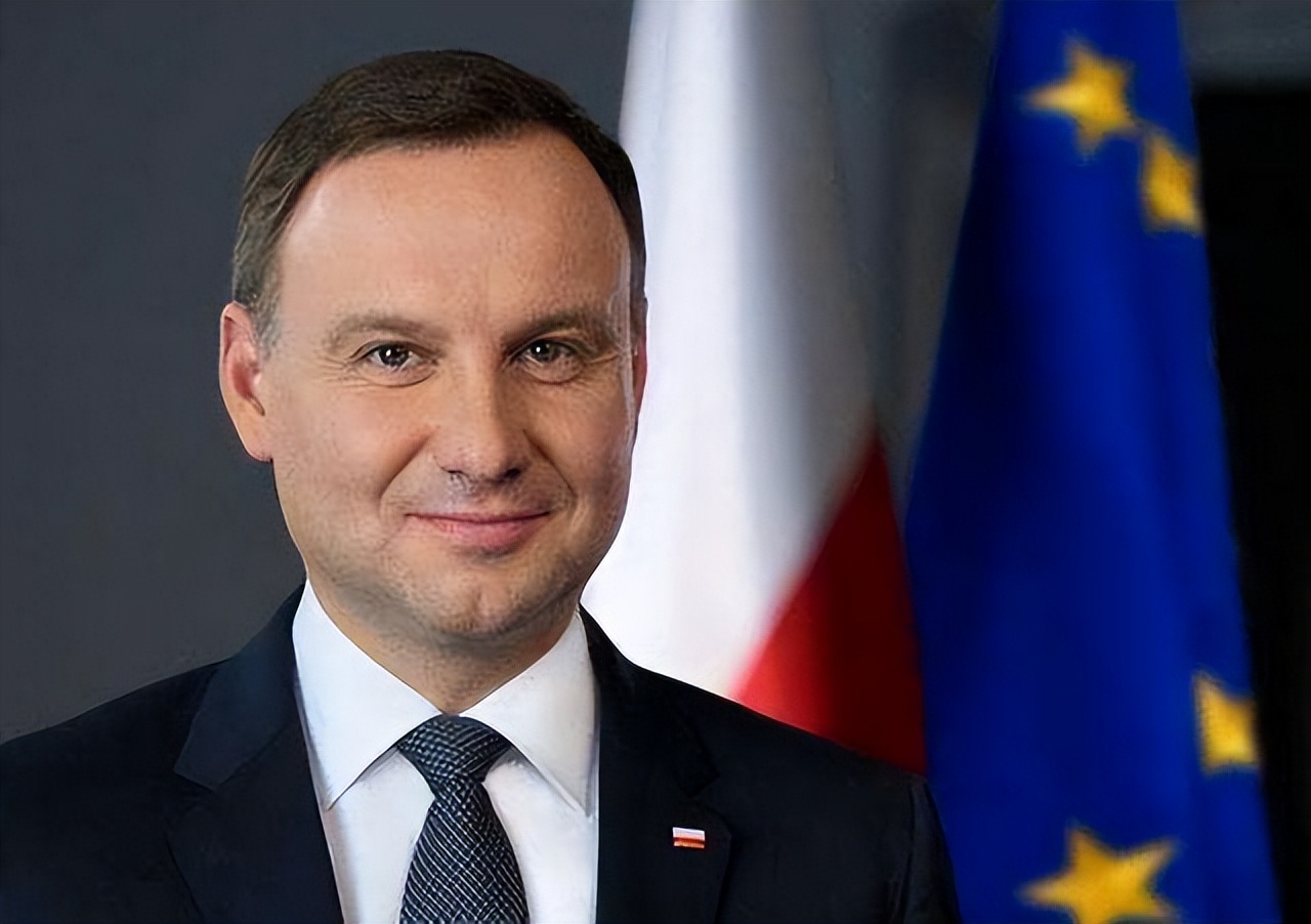 波兰为什么被称为欧洲裹脚布呢,波兰裹脚布效果图