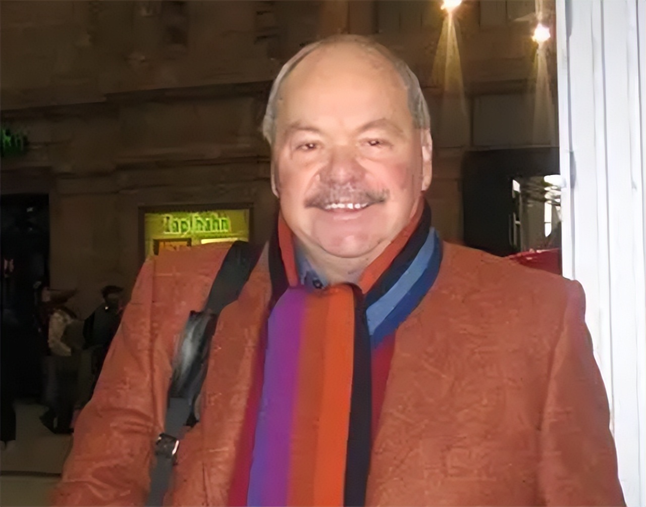 “国际*子骗**”施拉普纳：万人吹捧上春晚，球队爆冷万人嫌