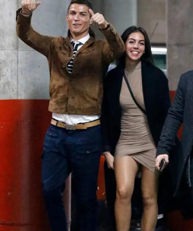 c罗和女友乔治娜最新消息,c罗现女友乔治娜个人高清照片