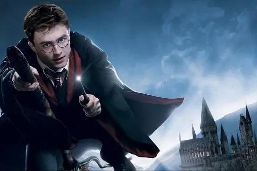 电影艺术中的风格意境和品味,电影呈现比戏剧更高的时空灵活度