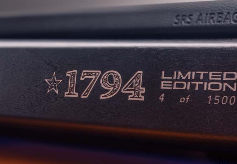 全新款丰田震撼亮相,全新丰田坦途亮相价格