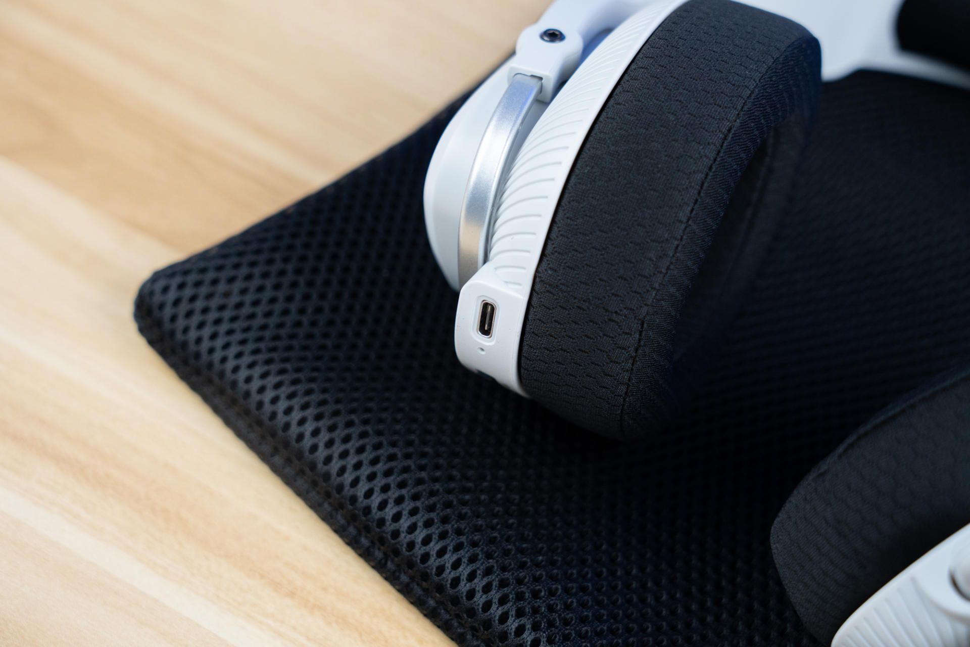 双飞燕游戏外设耳机g220,双飞燕头戴式耳机