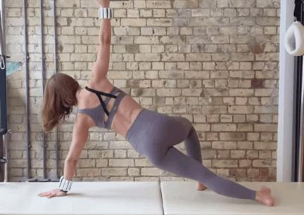 腰显粗的瑜伽动作,有效减少腰部赘肉的瑜伽体式