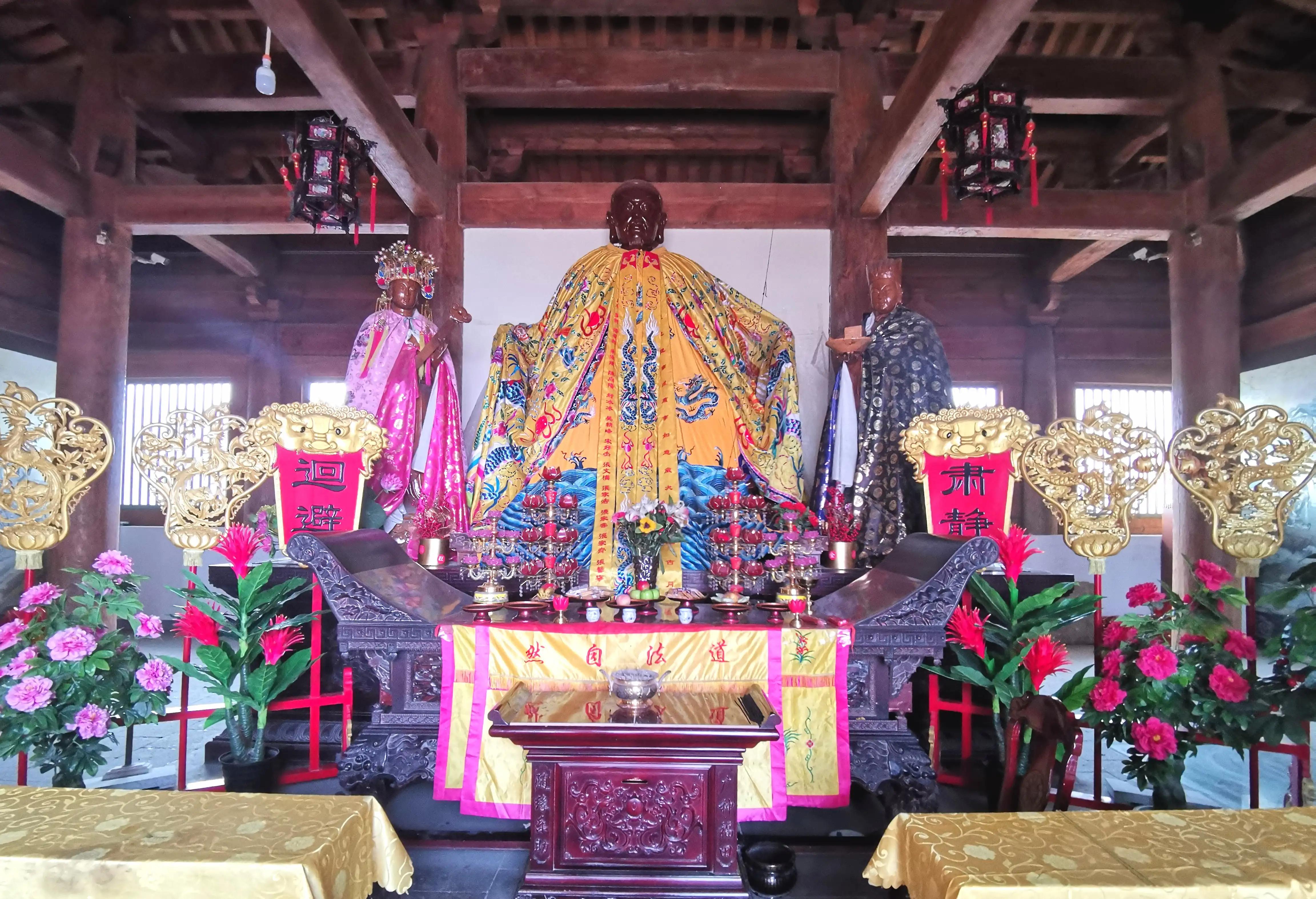 洛阳万安山好去处,洛阳万安山七彩大峡谷