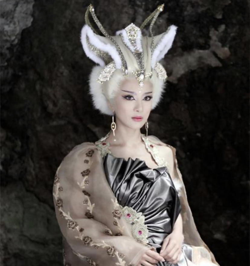 鸡毛穿一身、通天大脑门…国产神话剧的惊人造型,他们全都承包了