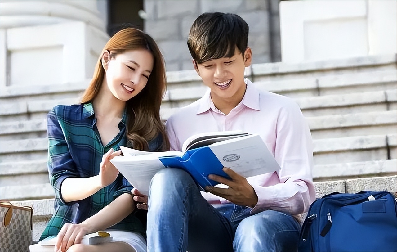 2023届高考生未来最好就业的专业,2032年高考哪些专业能好就业稳定