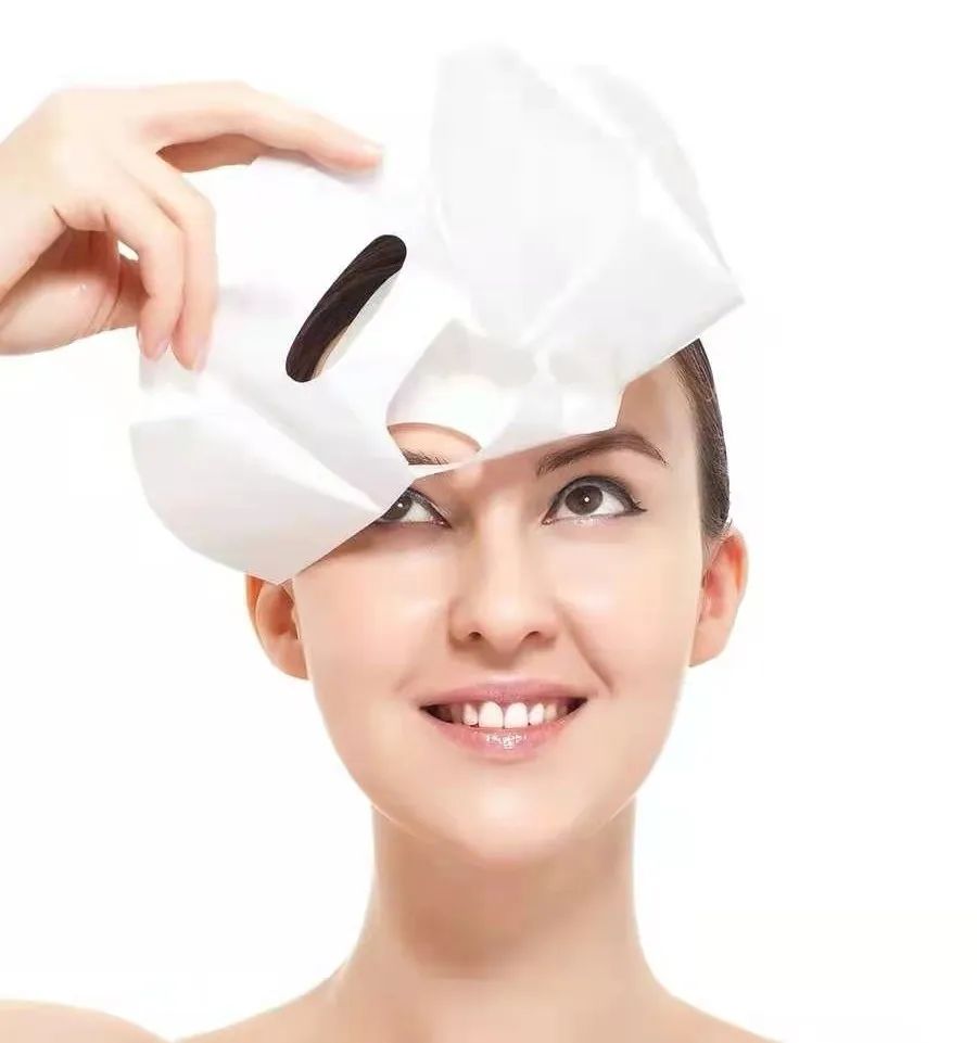 美容护肤经典一句话文案,为什么要补水护肤文案怎么说