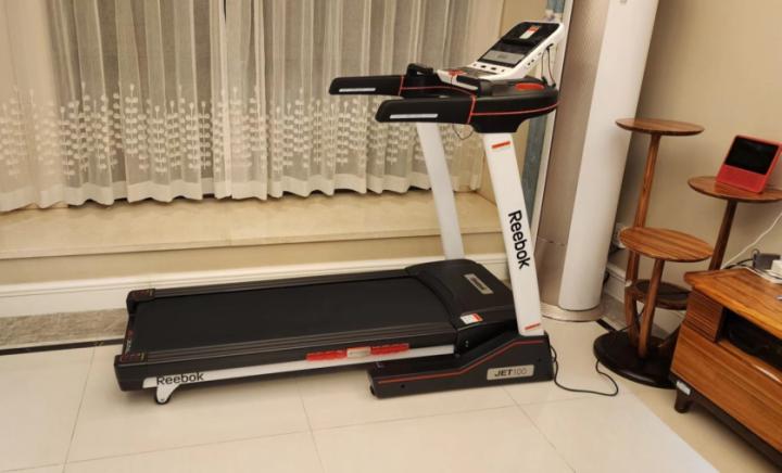 刘畊宏女孩的健身宝藏跑鞋,刘畊宏的女孩健身