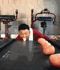 杭州最美老板娘视频,最美老板娘网友连夜赶往现场