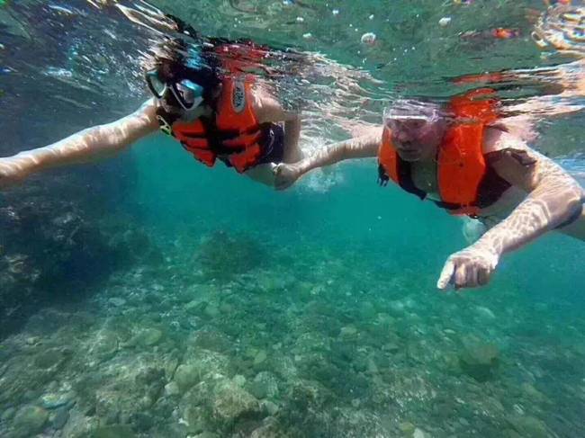 惠州巽寮湾领海游艇俱乐部浮潜,ufo无边际泳池巽寮湾九铭屿海浮潜