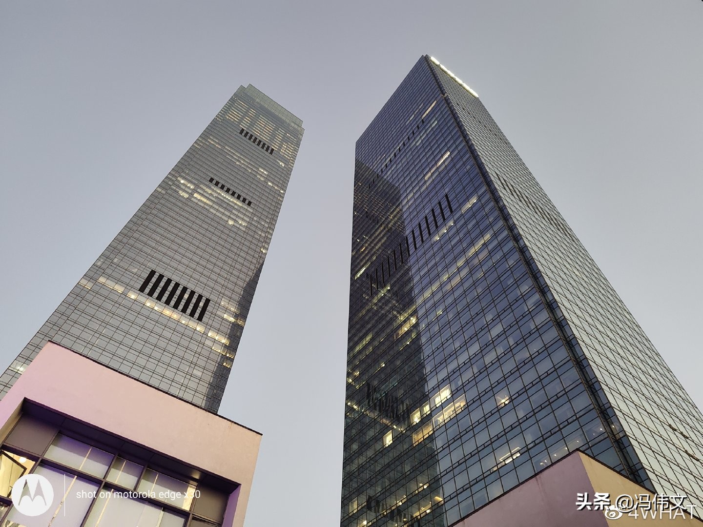 摩托罗拉edgex30运行速度对比,摩托罗拉edgex30实测热不热