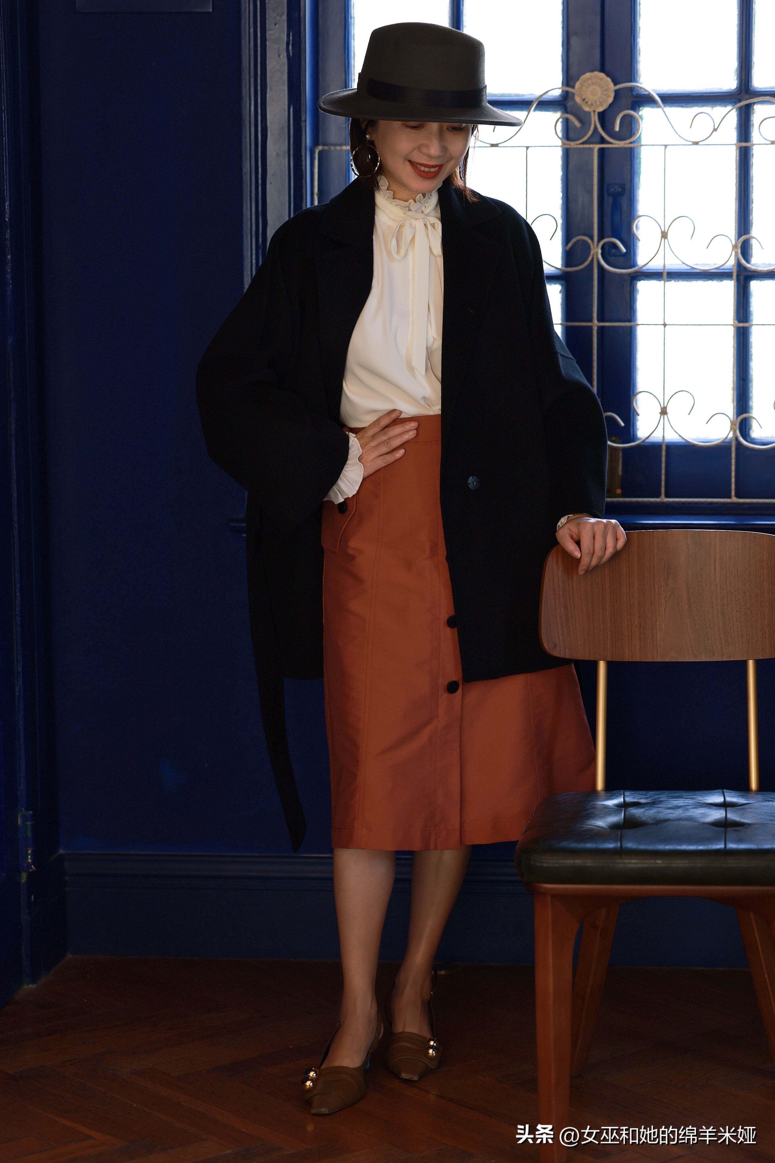 冬天怎么挑选衣服,冬天大衣什么颜色好看