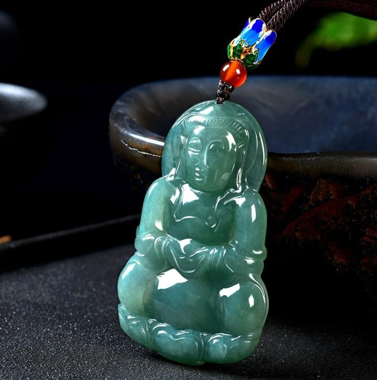 蓝水油青翡翠多少钱,油青翡翠原石和蓝水的区别