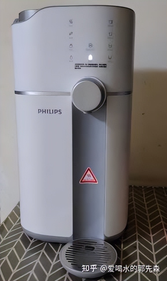 即热饮水机怎样选,如何选择净饮一体饮水机