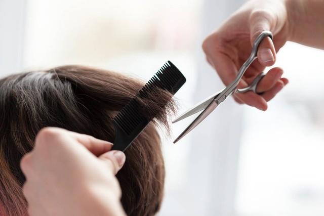 月薪3万的我，为何只选择15元快剪？