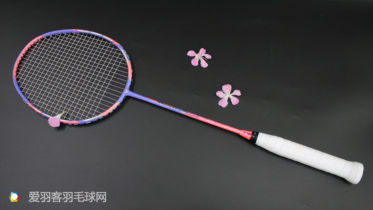 李宁高颜值的羽毛球拍推荐,入门十大经典羽毛球拍推荐