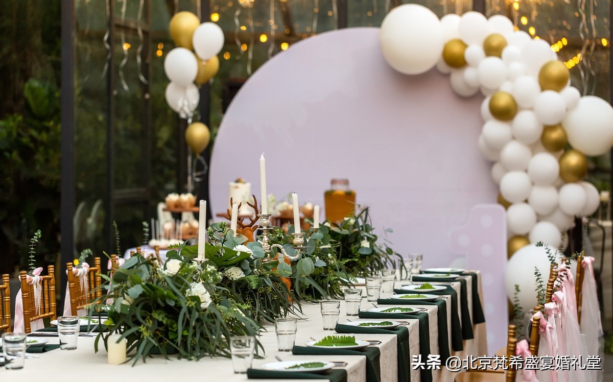 婚礼司仪如何与新人沟通及技巧,婚礼现场司仪需要注意很多细节