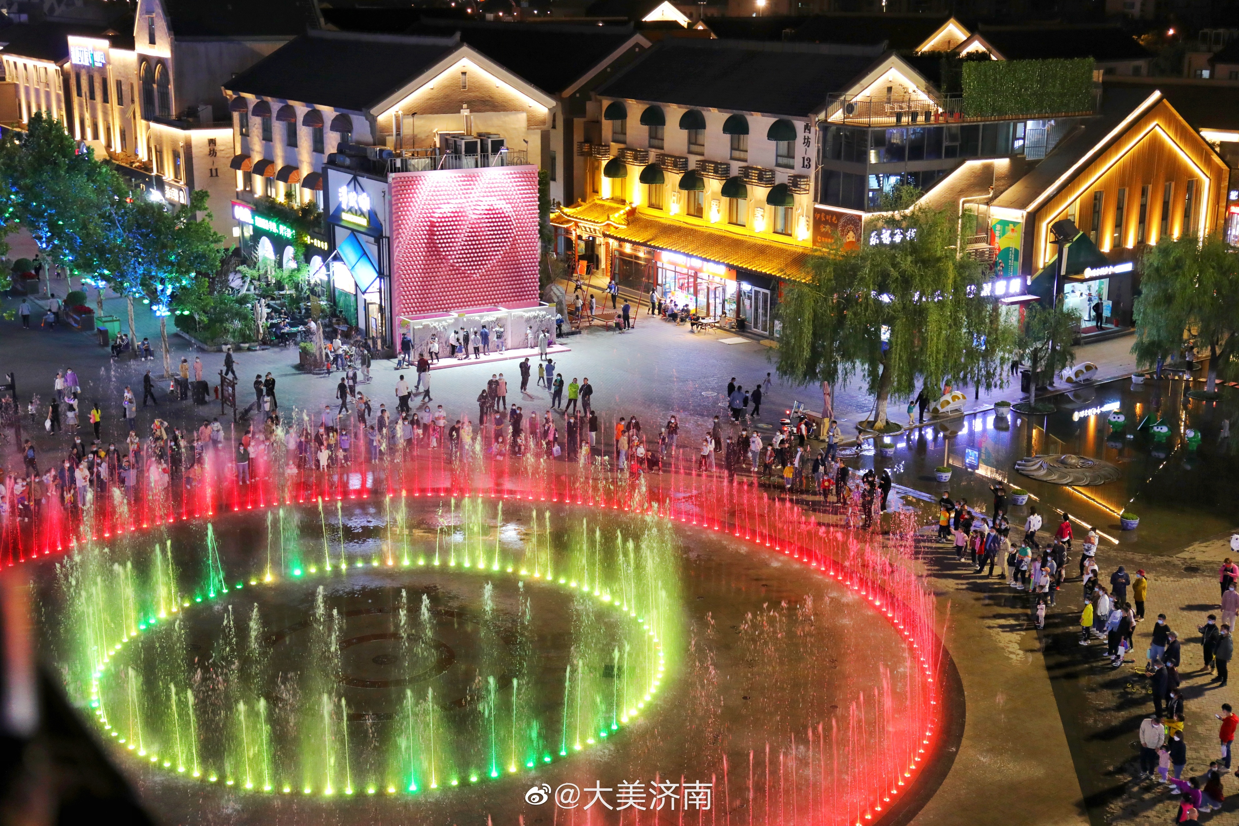 济南好吃的值得去的地方,济南好看又好吃的地方