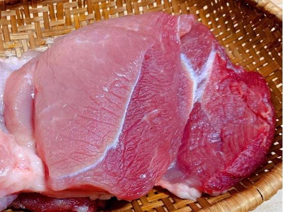 蛋白偏高应吃哪些食物,蛋白量含量较高应该少吃什么食物