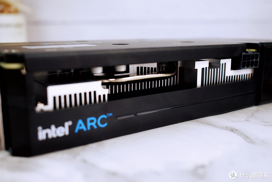 打造小钢炮,技嘉b660小雕主板接口解析