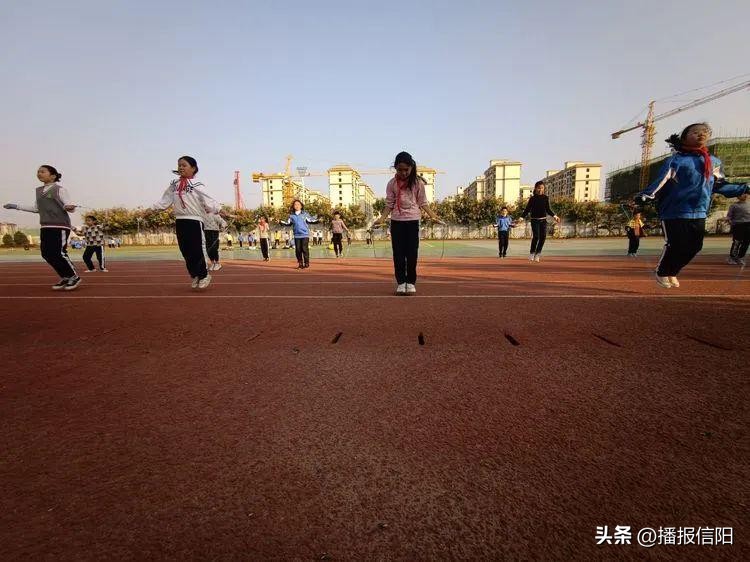 飞扬堇色年华，共筑美好青春息县第十一小学南校区社团活动